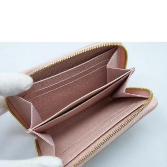 Louis Vuitton Beige and Dark Gray Checkered Wallet - Picture 3 of 7